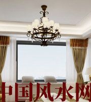 安阳卧室镜面吊顶影响夫妻财运？